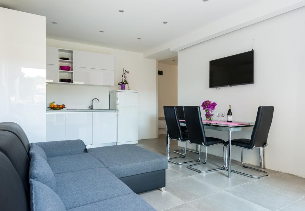 Apartment Kim ดูบรอฟนิก ภายนอก รูปภาพ